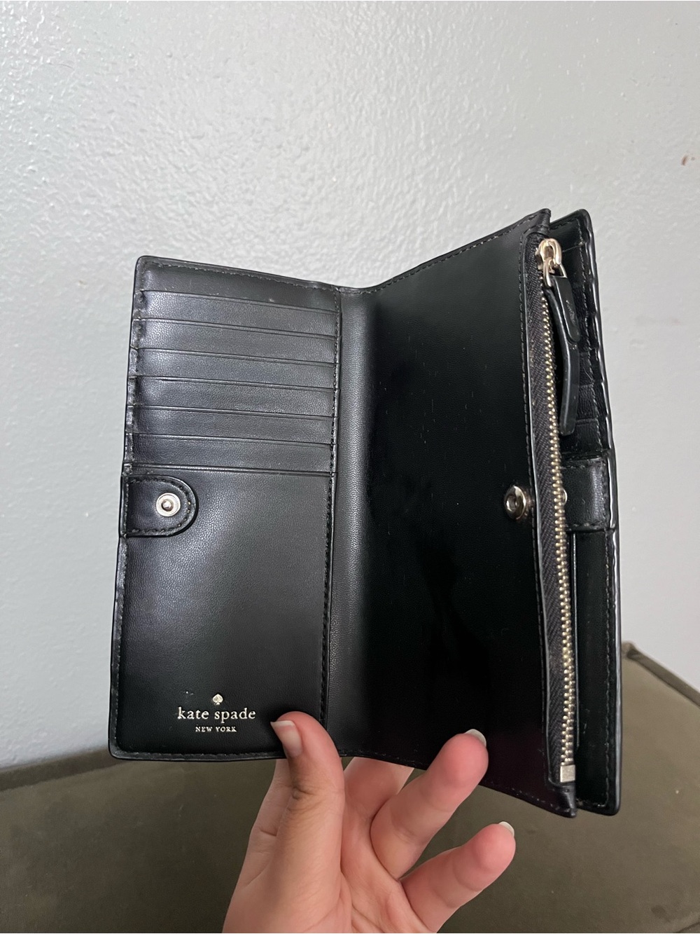 kate spade Black Leather Zip Wallet with Gold Logo - Picture 7 of 8